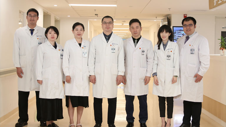 專(zhuan)傢(jia)團(tuán)隊(duì)