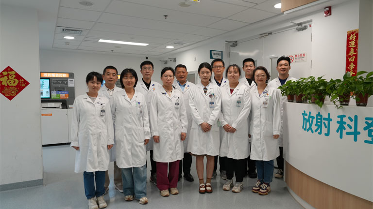 專(zhuan)傢(jia)團(tuán)隊(duì)