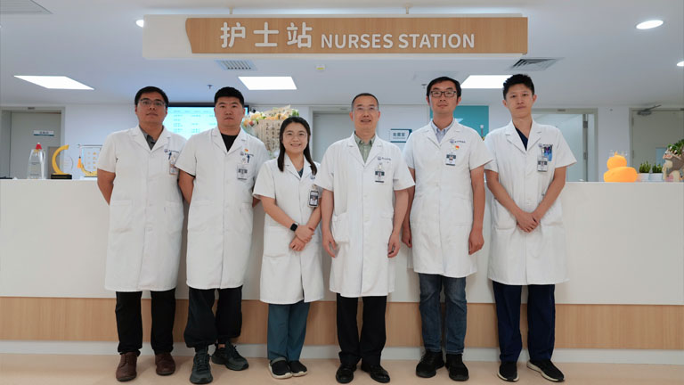 專(zhuan)傢(jia)團(tuán)隊(duì)